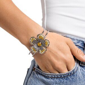 Bedazzled Bloom - Yellow Bracelet